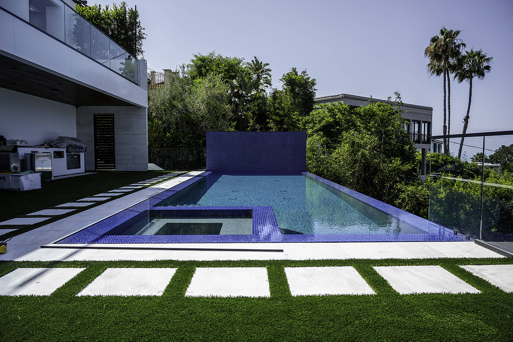 pool
